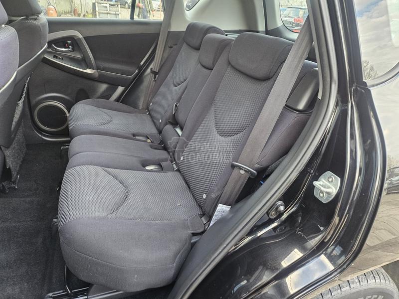 Toyota RAV 4 4x4 2.0d4d