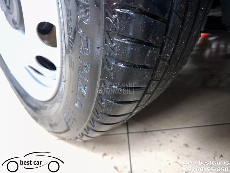 Peugeot Partner COMBO MAXI 5 Sed 1.5