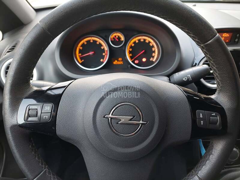 Opel Corsa D 1.4I 16V GERMANY