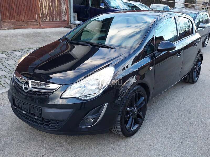 Opel Corsa D 1.4I 16V GERMANY