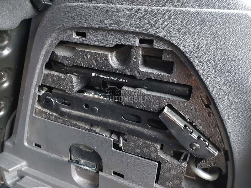 Opel Corsa D 1.4I 16V GERMANY