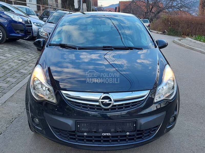 Opel Corsa D 1.4I 16V GERMANY