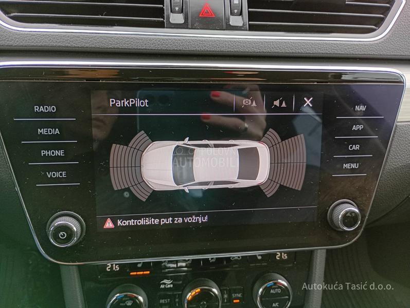 Škoda Superb 2.0 TDI Ambition DSG