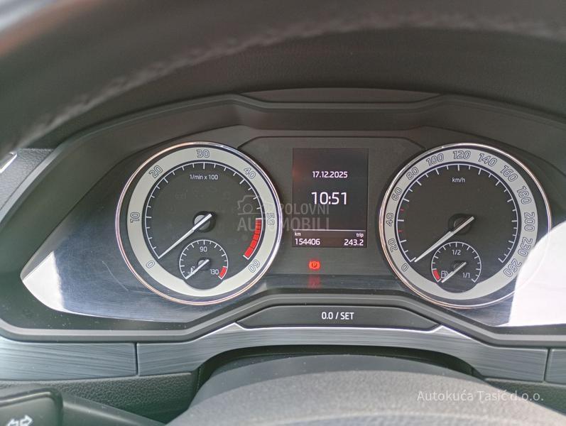 Škoda Superb 2.0 TDI Ambition DSG