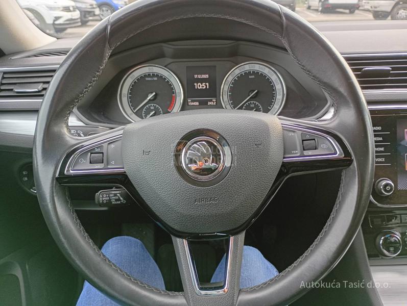 Škoda Superb 2.0 TDI Ambition DSG