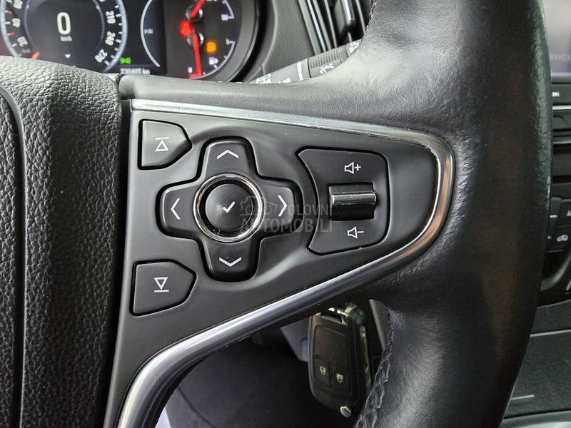 Opel Insignia 1.6 CDTI COSMO