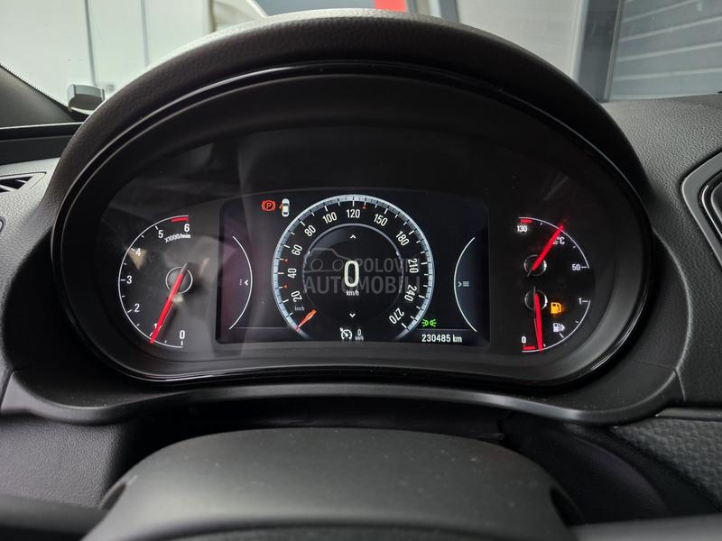 Opel Insignia 1.6 CDTI COSMO