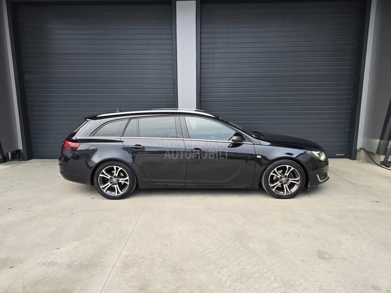 Opel Insignia 1.6 CDTI COSMO