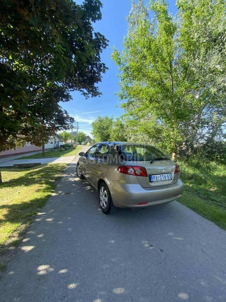 Chevrolet Lacetti 