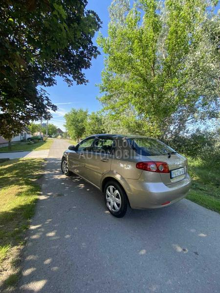 Chevrolet Lacetti 