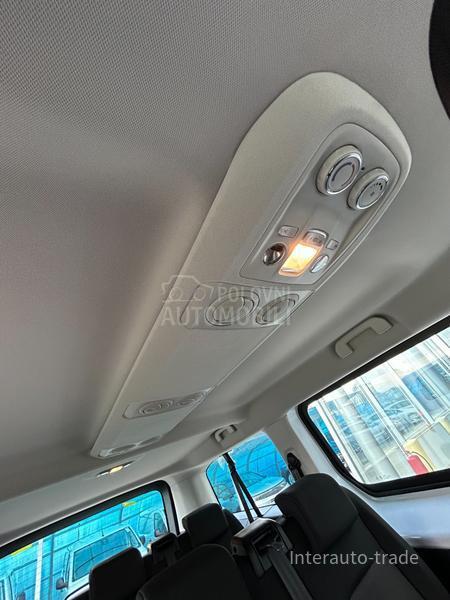 Opel Vivaro 2.0D AT8, 9 sedista ODMAH