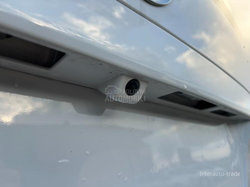 Opel Vivaro 2.0D AT8, 9 sedista ODMAH