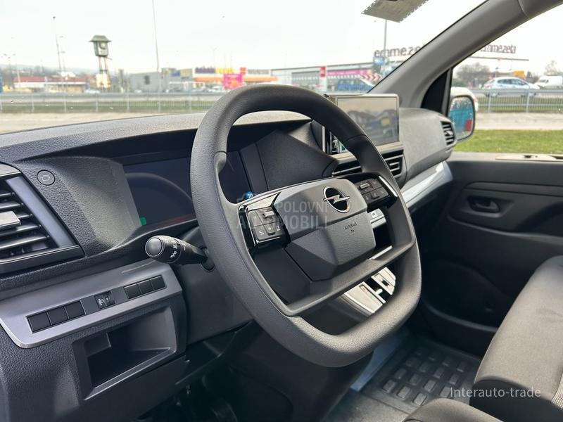 Opel Vivaro 2.0D AT8, 9 sedista ODMAH