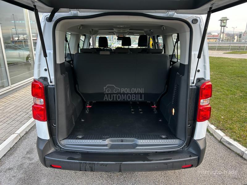 Opel Vivaro 2.0D AT8, 9 sedista ODMAH