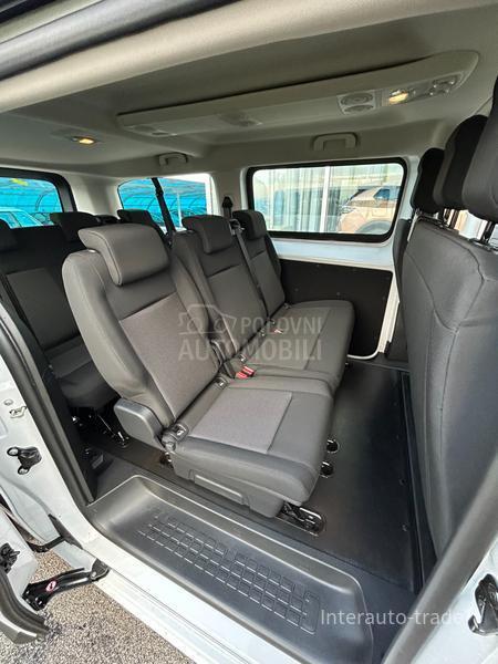 Opel Vivaro 2.0D AT8, 9 sedista ODMAH