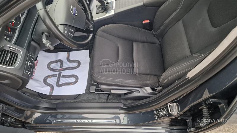 Volvo V60 1.6 D2 OCEAN RACE