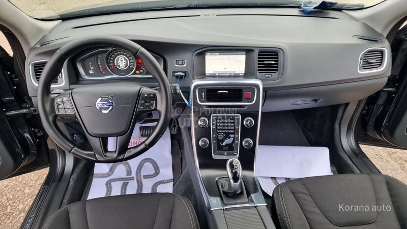 Volvo V60 1.6 D2 OCEAN RACE