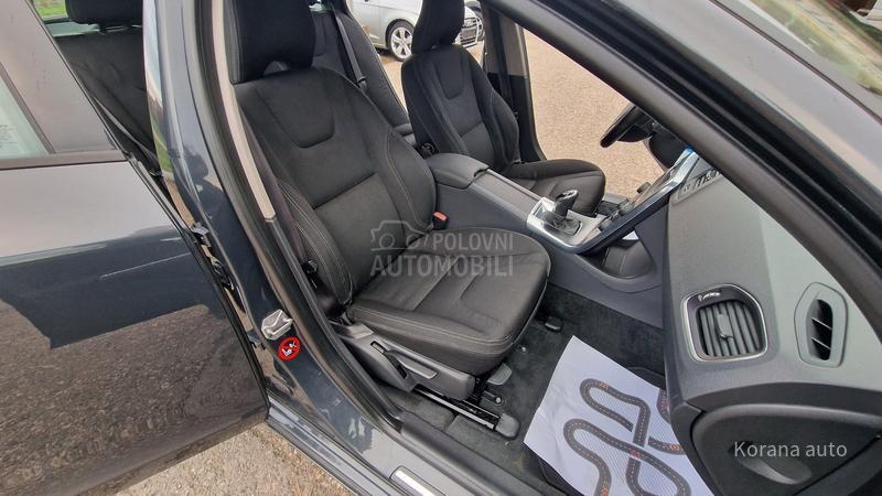 Volvo V60 1.6 D2 OCEAN RACE