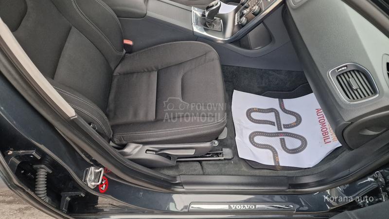 Volvo V60 1.6 D2 OCEAN RACE
