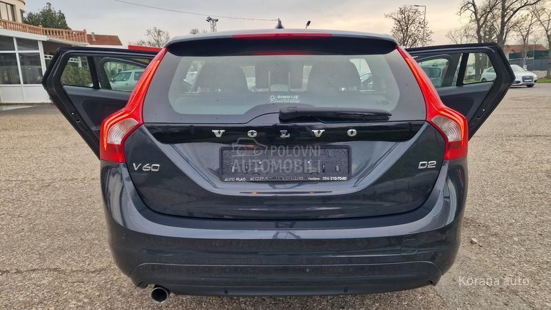 Volvo V60 1.6 D2 OCEAN RACE