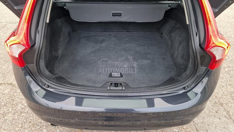 Volvo V60 1.6 D2 OCEAN RACE