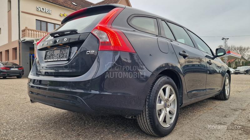 Volvo V60 1.6 D2 OCEAN RACE