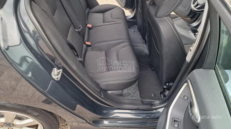 Volvo V60 1.6 D2 OCEAN RACE