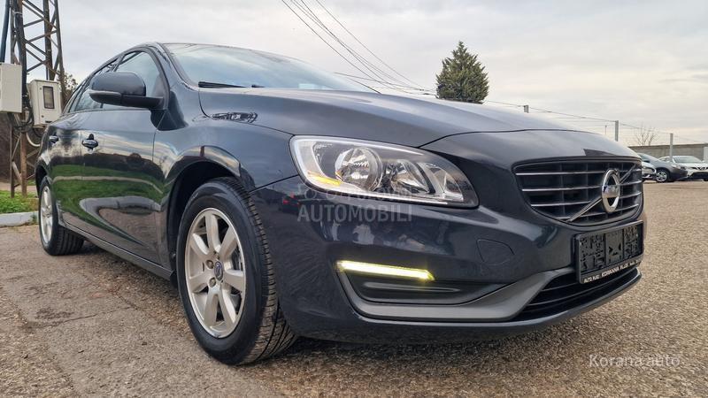 Volvo V60 1.6 D2 OCEAN RACE