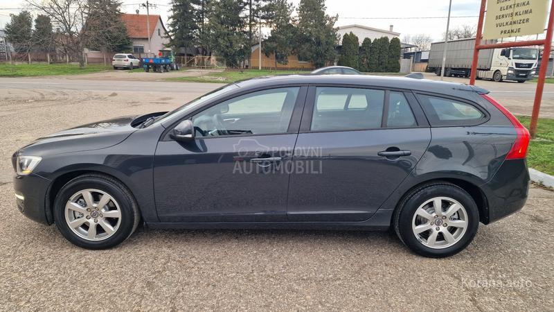 Volvo V60 1.6 D2 OCEAN RACE