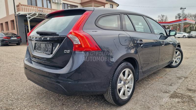 Volvo V60 1.6 D2 OCEAN RACE