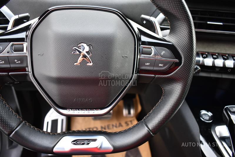 Peugeot 3008 GT 1.2 AT