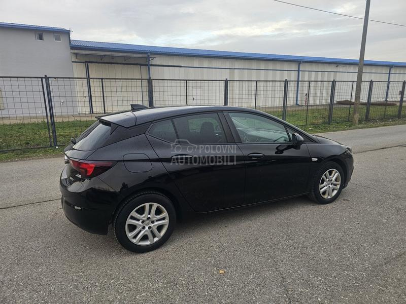 Opel Astra K 1.0