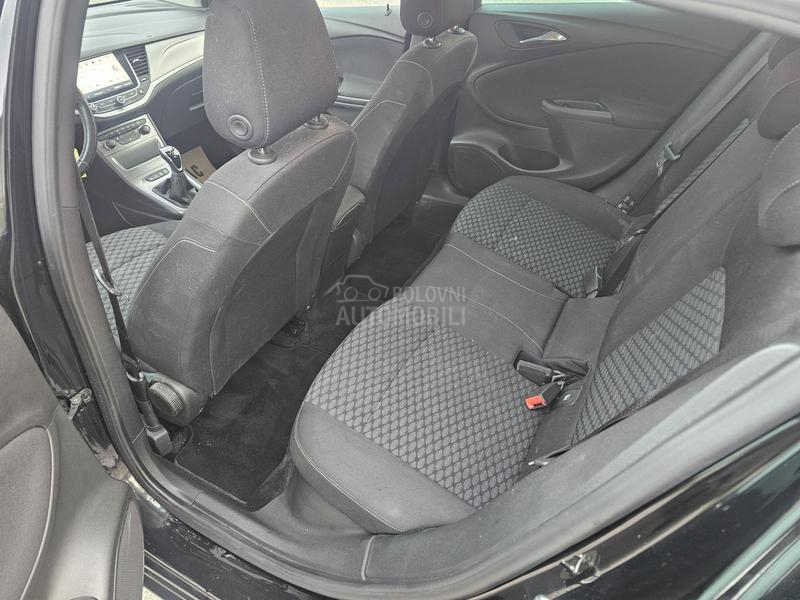 Opel Astra K 1.0