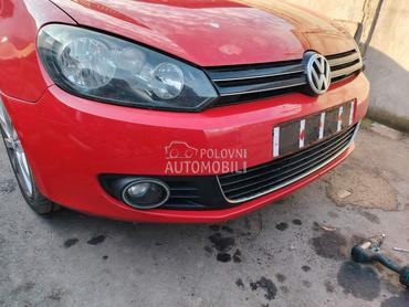 Branik prednji crveni za Volkswagen Golf 6