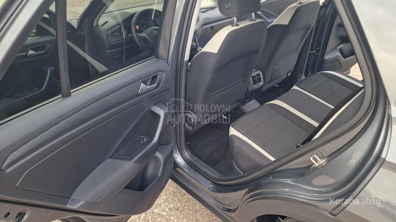Volkswagen T-Roc 1.6TDI VIRT HIGHLINE