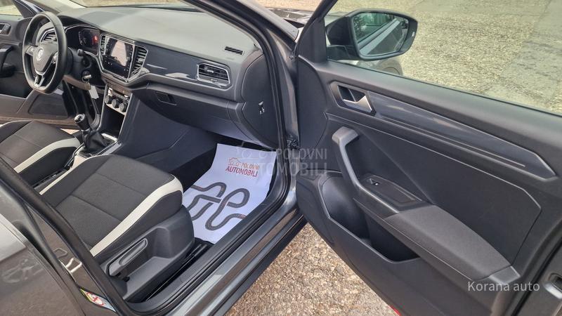 Volkswagen T-Roc 1.6TDI VIRT HIGHLINE