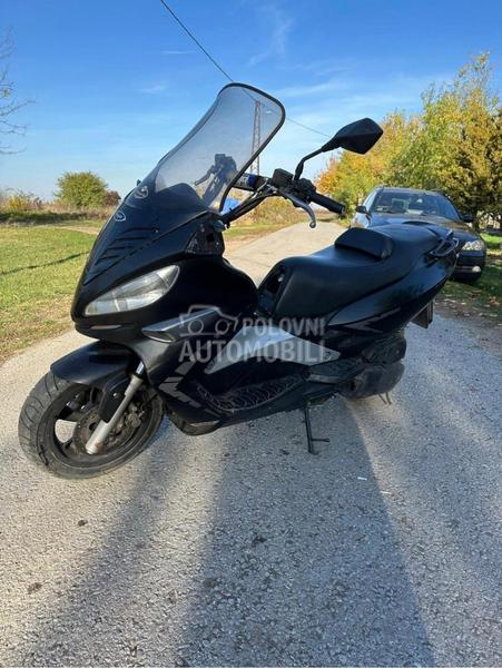 Malaguti madison 125