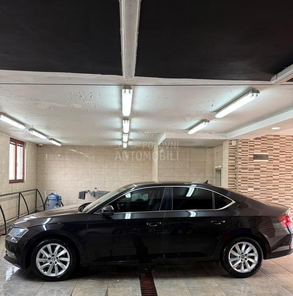 Škoda Superb Style