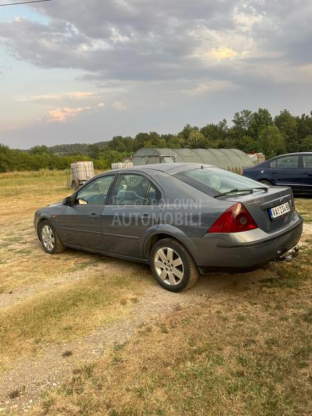 Ford Mondeo 