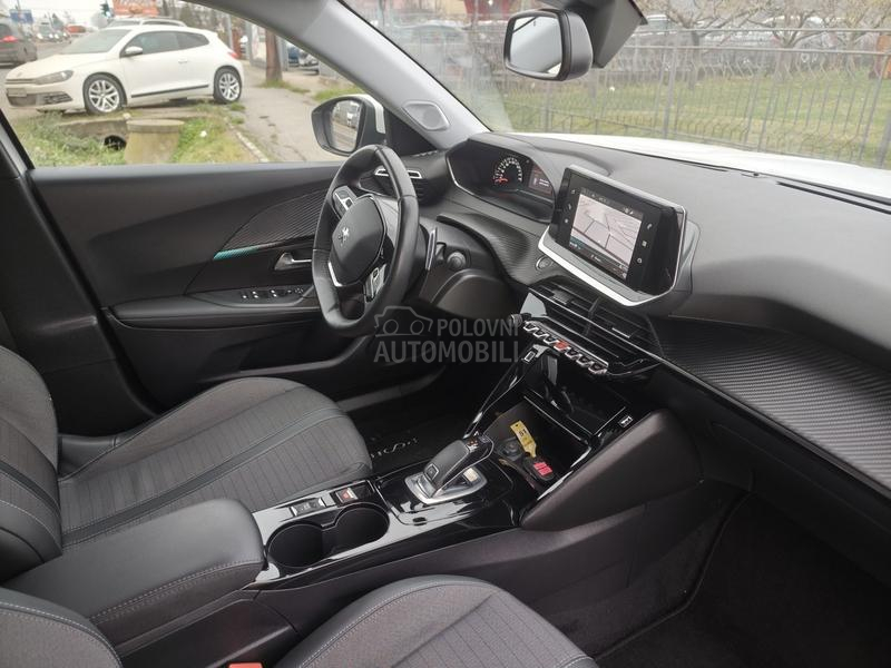 Peugeot 2008 1.5HDI ALLURE 8mm
