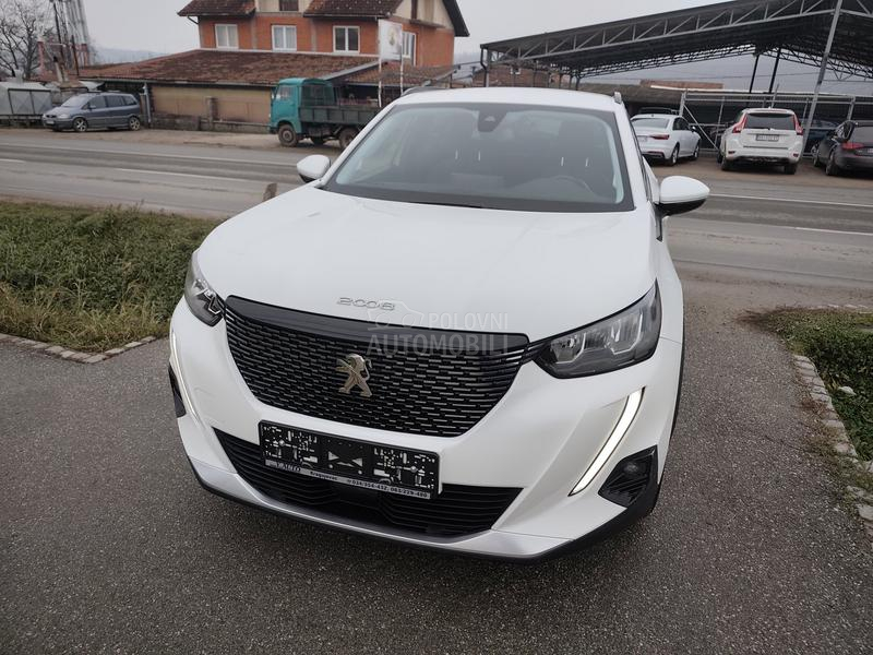 Peugeot 2008 1.5HDI ALLURE 8mm