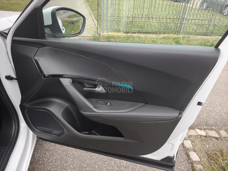 Peugeot 2008 1.5HDI ALLURE 8mm