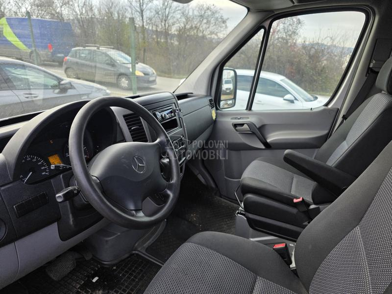 Mercedes Benz Sprinter 316 pogrebni automatik
