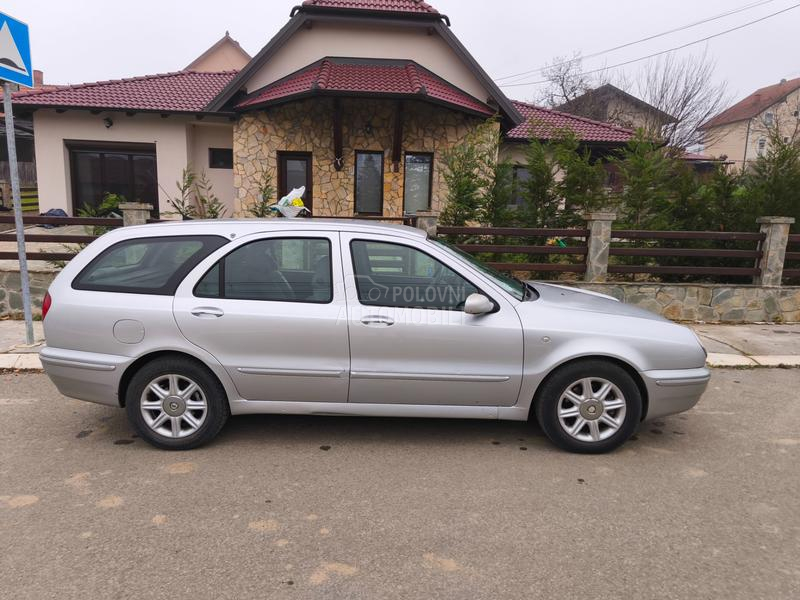 Lancia Lybra 1.9 jtd