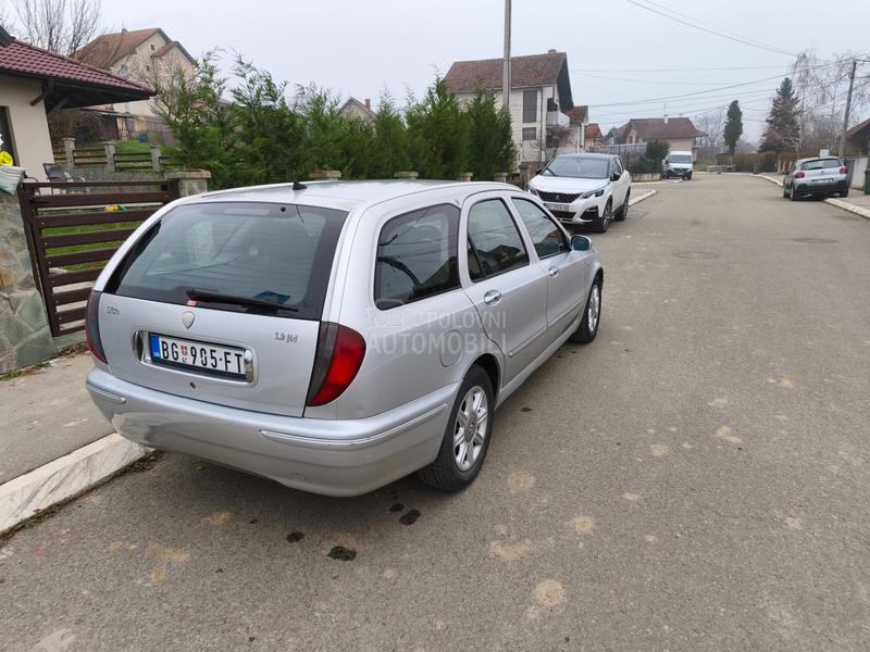 Lancia Lybra 1.9 jtd