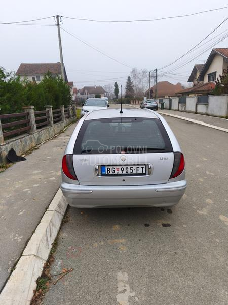 Lancia Lybra 1.9 jtd