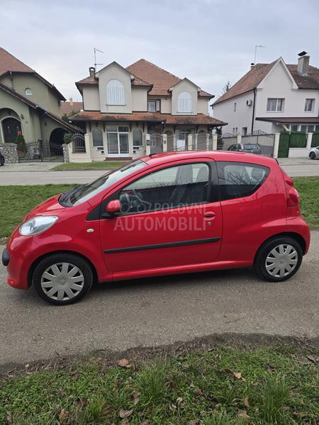 Peugeot 107 A U T O M A T I K
