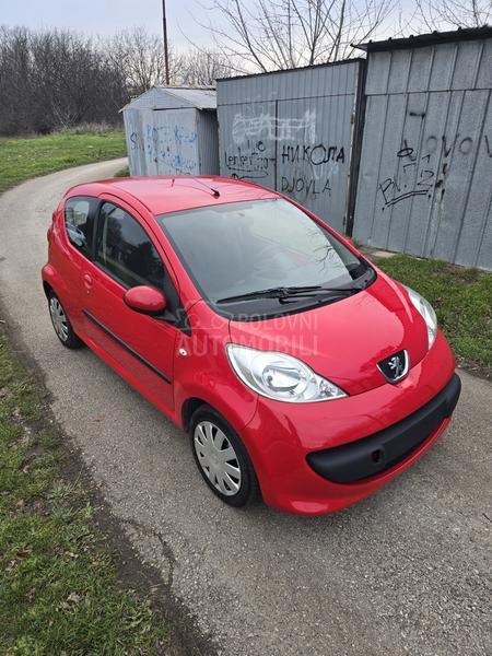 Peugeot 107 A U T O M A T I K