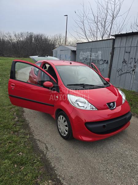 Peugeot 107 A U T O M A T I K