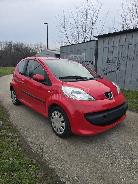 Peugeot 107 A U T O M A T I K